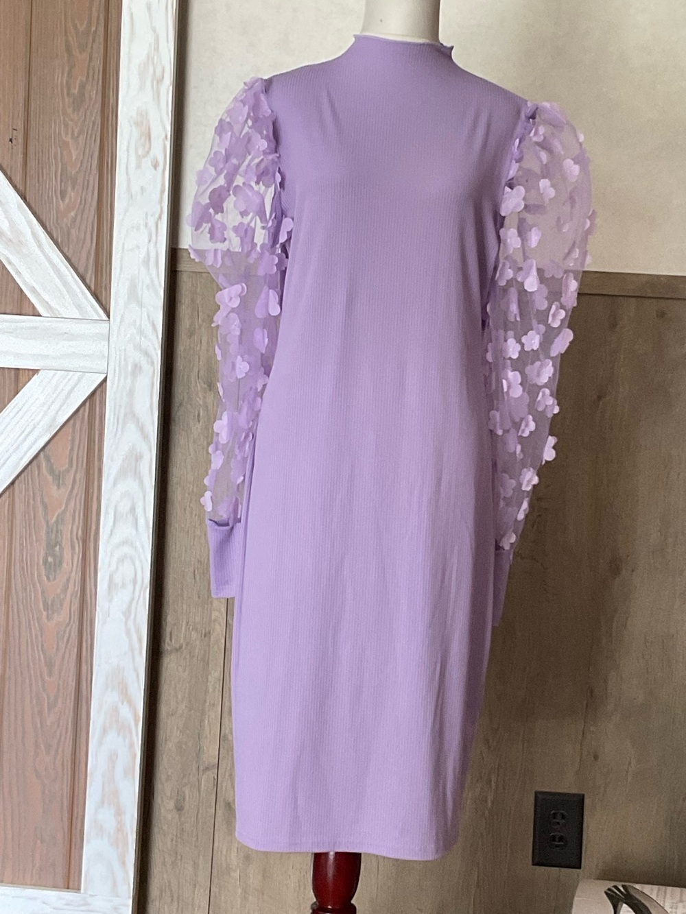 SHEIN Lilac Long-Sleeve Midi Dress with Sheer Floral Puff Sleeves**Fits Like 1X - Picture 9 of 11
